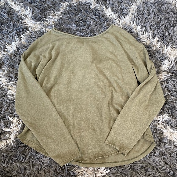 Green long sleeve shirt - Picture 1 of 2